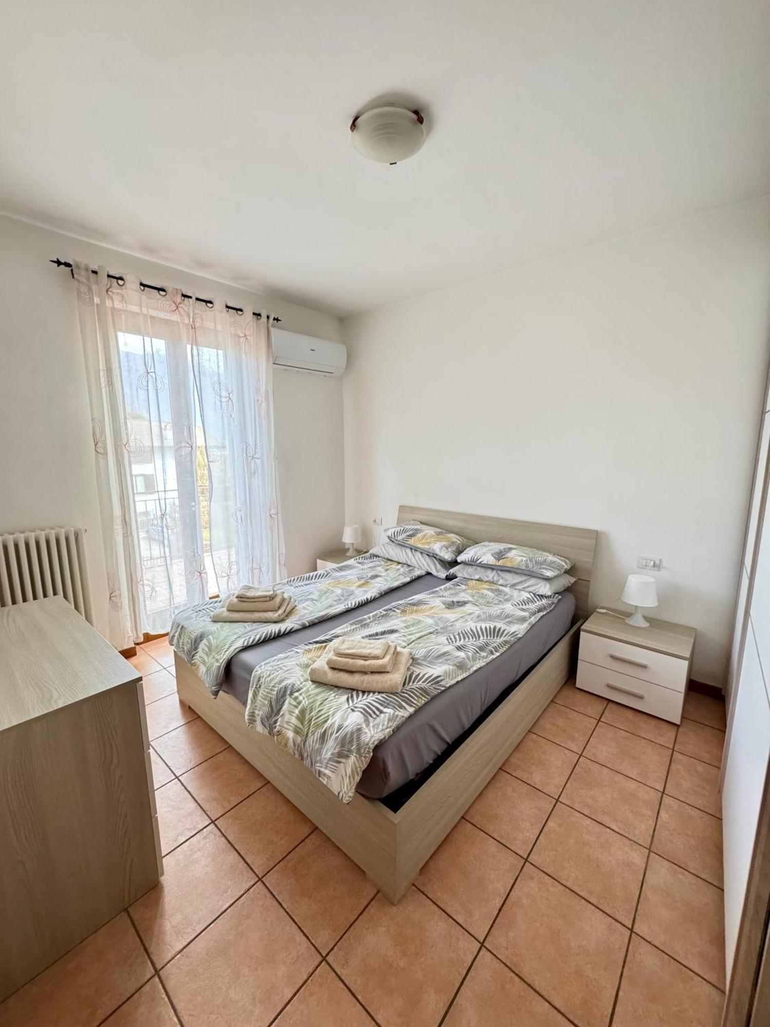 Villa Strawberry House Colico Exterior foto